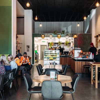 Dot and Winnies Eatery