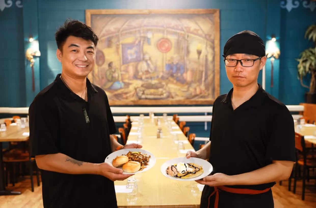 Bestsellers: From battlefields to buffets at Gengy’s