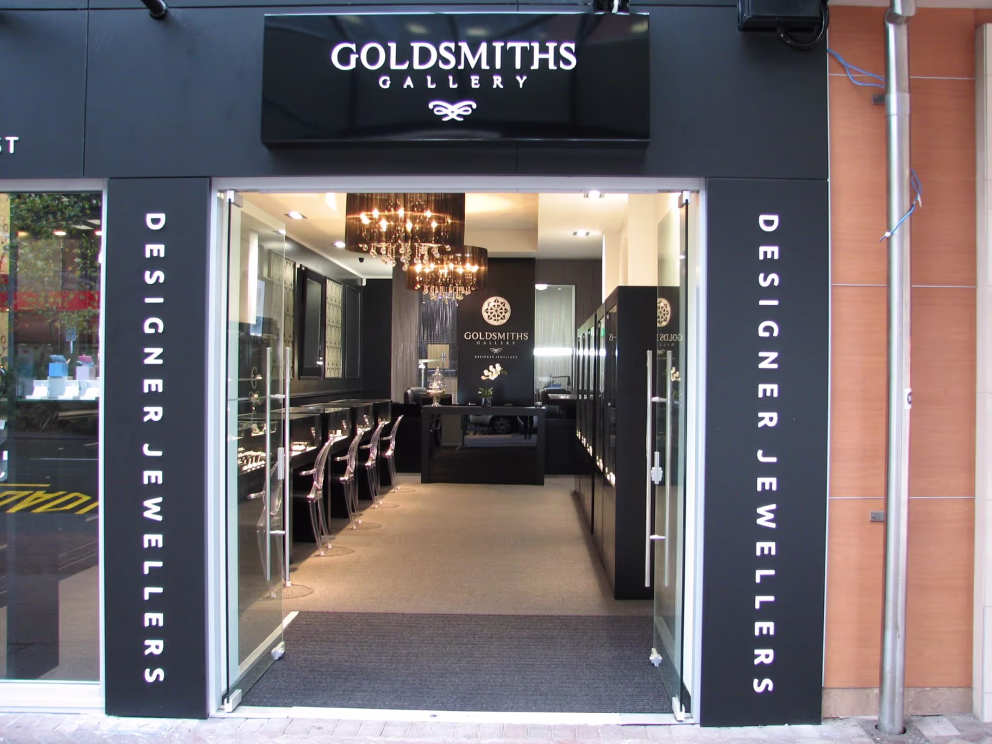 Goldsmiths Gallery Designer Jewellers