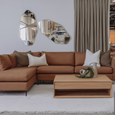 Discover McKenzie & Willis Hamilton