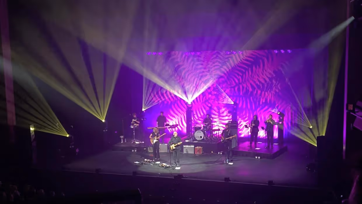 Review: Lots of love in the room for Sir Dave Dobbyn in Hamilton