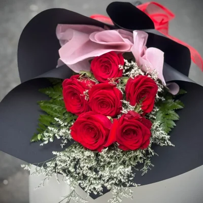 Valentine’s Shopping in Hamilton Central