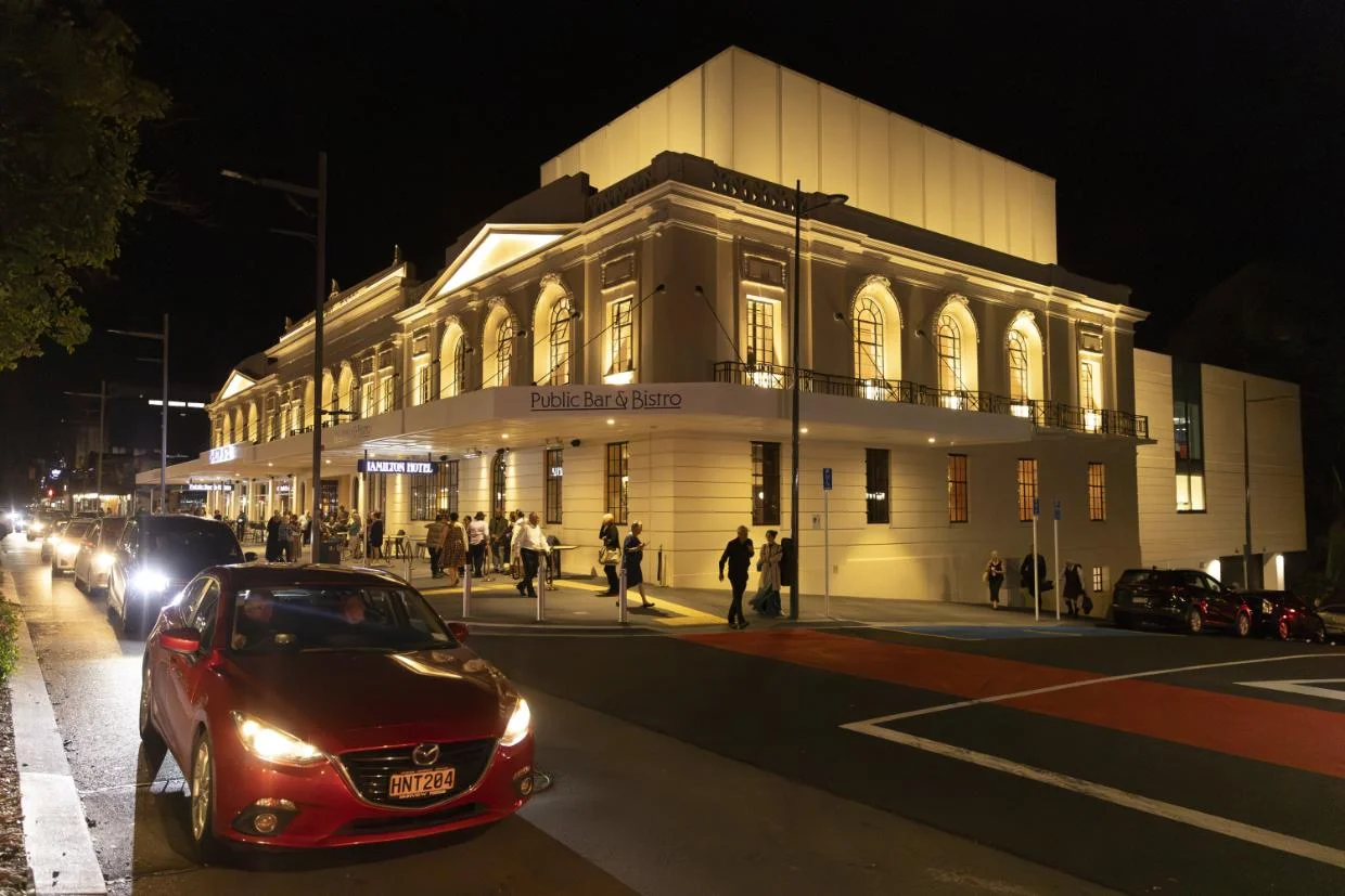 Hospo owners give BNZ Theatre mixed reviews