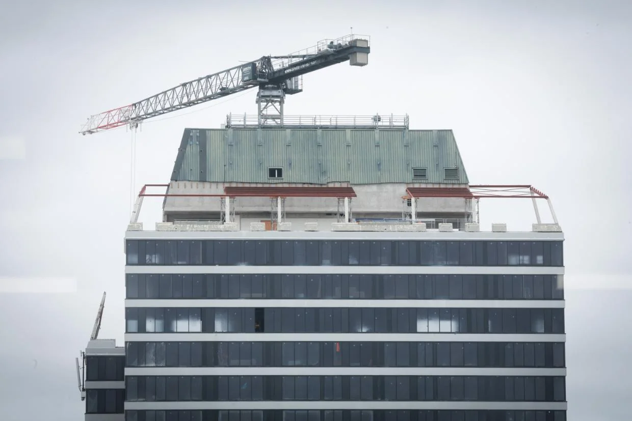Hamilton’s business best to gather beneath 70 metre crane at city awards night